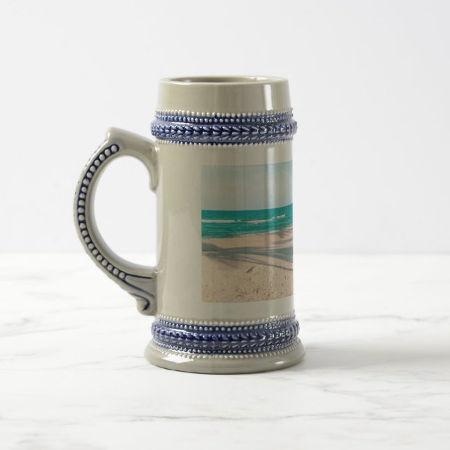 Chope À Bière Panneaux de surf sur la plage lancer oreiller (Gauche)