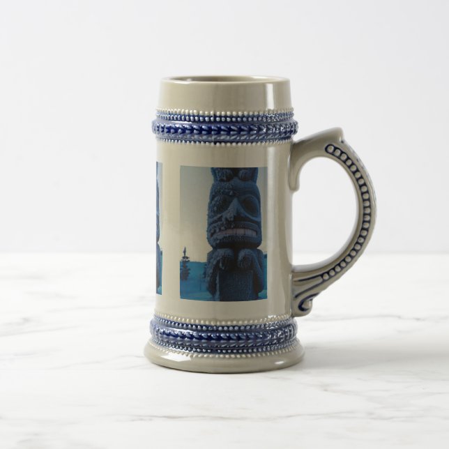Chope À Bière Totem de l'Alaska Pôle scène d'hiver Fancy Krog (Droite)