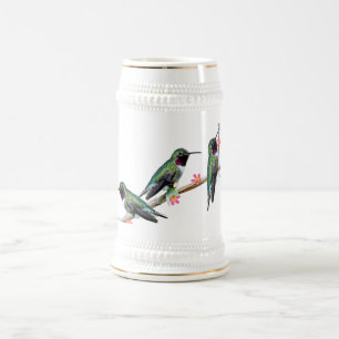 Chope À Bière Trois colibris perchés sur une branche d'une fleur