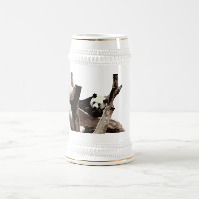 Chope À Bière Un panda géant relaxant sur des branches d'arbres (Centre)