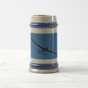 Chope À Bière Voler haut dans le ciel