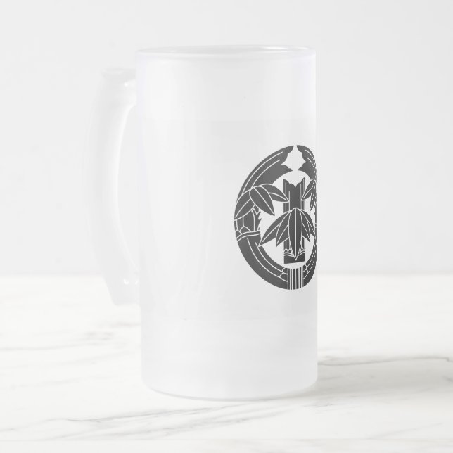 Chope Givrée Bambou coupé dans des feuilles de bambou étreignan (Devant gauche)