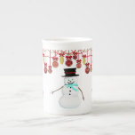 Christmas Mug Snowman<br><div class="desc">Mug de Noël Quelque chose pour tout le monde offre des articles personnalisés customisés spécialement pour vous conçu pour améliorer la beauté de votre maison ou d'un être cher. Cette tasse de Noël conçue de façon unique impressionne vos amis et votre famille. Les gens aiment boire leur chocolat chaud préféré...</div>