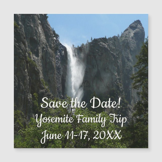 Chute de Bridalveil dans le parc national de Yosem (Devant)