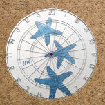 Cible De Fléchettes Bleu poisson étoilé Côtier marin<br><div class="desc">Un tableau de fléchettes bleu marine et blanc avec des nuances ombragées d'étoiles de mer bleu sur un arrière - plan blanc sable. Personnalisez cette carte de fléchettes à thème côtier avec Initiales ou supprimez. Cette image est une photographie originale de JLW_PHOTOGRAPHY.</div>