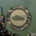 Cible De Fléchettes Citerne et Camo<br><div class="desc">La Cible de flechettes Tank and Camo est un excellent moyen de montrer votre soutien et de s'amuser à le faire. Customisez pour correspondre à votre style à l'aide du bouton Modifier la conception.</div>