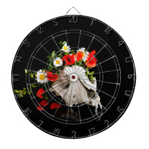 Cible De Fléchettes Crâne animal avec une couronne de fleur sauvage