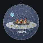 Cible De Fléchettes Drôle poule dans l'espace dessin animé<br><div class="desc">Qui a laissé sortir les poules ? Ces drôles de poulets bruns explorent l'espace et sont très amusants!</div>