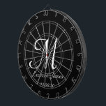 Cible De Fléchettes Élégant Monogramme noir et blanc Nom initial Perso<br><div class="desc">Élégant Monogramme noir et blanc Nom initial Cible de flechettes personnalisée</div>