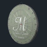 Cible De Fléchettes Elégant Sage Vert & Blanc Monogramme Nom initial<br><div class="desc">Élégant Sage vert et blanc Monogramme Nom initial Cible de flechettes personnalisée</div>