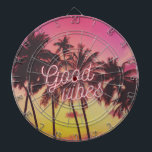 Cible De Fléchettes Good Vibes Tropical Pink Sunset Palm Tree Beach<br><div class="desc">Emmenez la plage dans votre salle de jeux avec ce tableau de bord de plage design "Good Vibes" rose et jaune couché de soleil.</div>