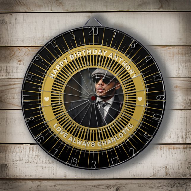 Cible De Fléchettes Joyeux Anniversaire Photo Gold Black Modern Custom (Happy Birthday Photo Gold Black Modern Round Dart Board is elegant for you or birthday gift. )
