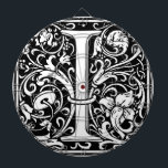 Cible De Fléchettes Lettre I Monogramme médiéval Art Nouveau<br><div class="desc">Cette I initiale fait partie d'une série complète d'initiales de typographie inspirées du coque supérieur William Morris. Le lettrage noir et blanc est très décoratif, stylisé selon la typographie soignée du moyen-âge. Joli et tendance, c'est un monogramme vintage chic I - lettre I - tourbillonnant I. Customisez ce monogramme vintage...</div>