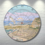Cible De Fléchettes Maison de plage<br><div class="desc">Passez la journée en beauté avec ce tableau de bord d'eau imprimé d'art, capturant l'essence d'une scène de plage tranquille. Les teintes pastel douces, bleues, roses, violettes, brunes et crèmes, évoquent l'aura apaisante d'un coucher de soleil ou d'un lever de soleil côtier, où le surf doux de l'océan embrasse le...</div>