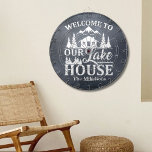 Cible De Fléchettes Modern Lake House Nom de famille<br><div class="desc">Élevez votre salle de jeux ou votre espace extérieur avec notre Cible de flechettes de nom de famille Modern Lake House, alliant design élégant et touches personnalisées pour une expérience unique et attrayante. Utilisations idéales : Salles de jeux : Parfait pour améliorer votre salle de jeux ou votre espace de...</div>