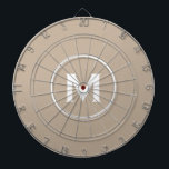 Cible De Fléchettes Monogramme classique simple<br><div class="desc">Tableau de fléchettes moderne avec simple médaillon monogramme avec typographie classique initiale et nom en blanc sur un arrière - plan beige. Personnalisez avec monogramme initial; utilisez le menu personnaliser pour changer la couleur ou la typographie arrière - plan.</div>
