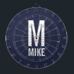 Cible De Fléchettes Monogramme et nom personnalisés modernes<br><div class="desc">Monogramme moderne noir et blanc Gras Design avec monogramme personnalisé et nom dans le style de police sans serif moderne en gras. Un cadeau unique pour papa, mari, grands-parents et plus encore. Aussi parfait comme loft moderne/décoration minimaliste maison accessoires, cadeau d'anniversaire, cadeau de vacances, cadeau de réunion familiale, cadeau de...</div>