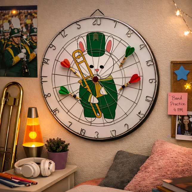 Cible De Fléchettes Musicien Lapin Adorable Trombone Vert & Or (A dartboard with a rabbit in a green & gold marching band uniform holding a trombone.)