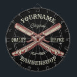 Cible De Fléchettes NOM PERSONNALISÉ Barber Droit Razor Barbershop<br><div class="desc">Barbier Retro Personnalisé Razor Straight Barber Shop Design - Personnaliser avec votre nom ou texte personnalisé!</div>