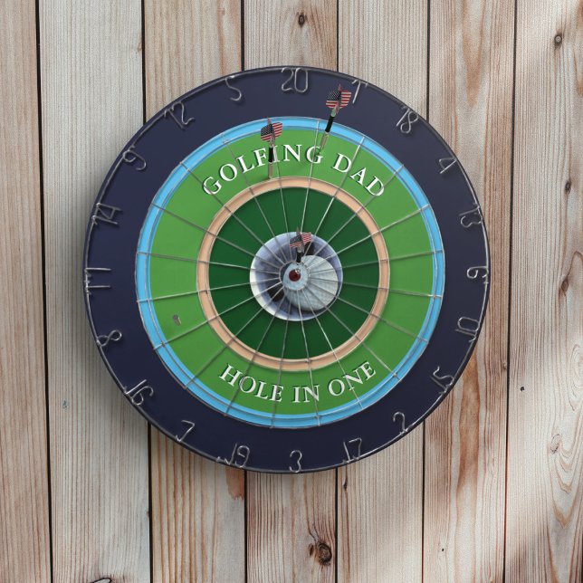 Cible De Fléchettes Papa golfeur trou en un golfeurs (For when it's too wet to go out on the course, treat the Golfing Dad (or mom) to this dartboard)
