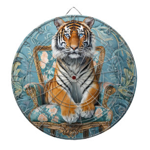 Cible De Fléchettes Tigre assis sur une chaise vintage