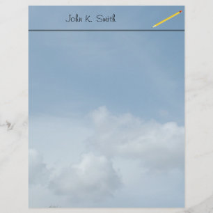 Ciel bleu et nuages blancs.