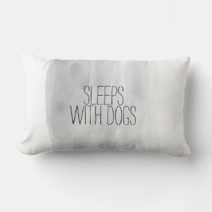 citation de chien coussin dort avec chien gris