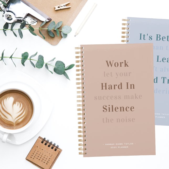 Citation rose poussiéreuse | Mois mensuel hebdomad (Créateur téléchargé)