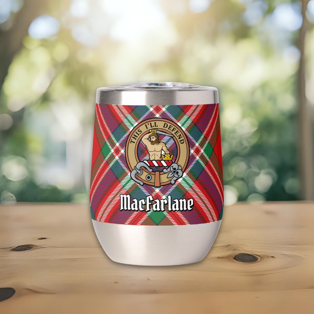 Clan MacFarlane Crest sur Red Tartan (Créateur téléchargé)