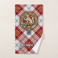 Clan MacPherson Crest sur la robe rouge Tartan