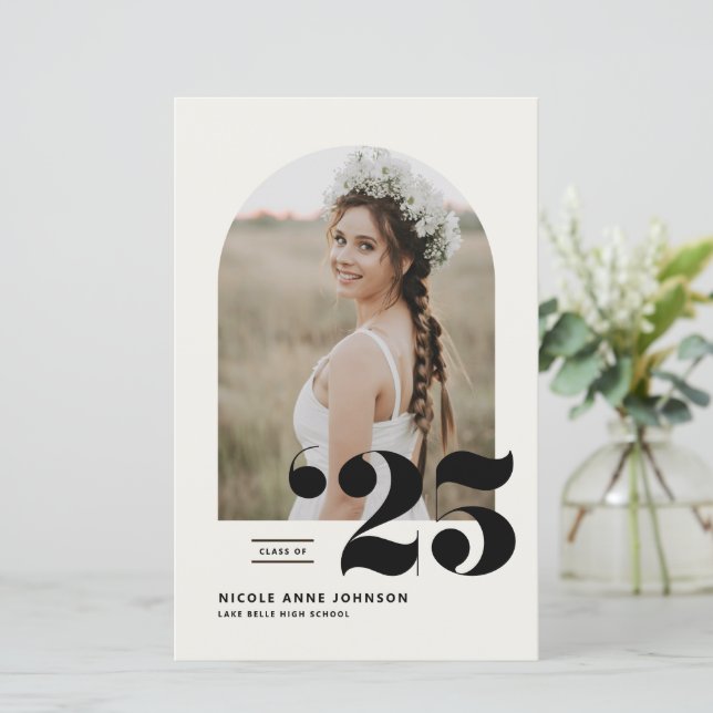 Classe Boho de 2025 Arch Photo Invitation (Debout devant)