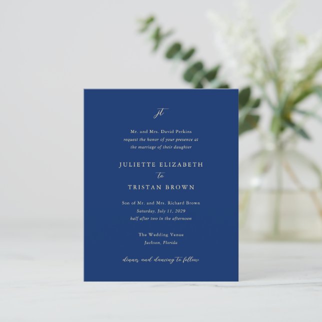 Classic Navy Blue Monogram Elegant Wedding Invite (Debout devant)