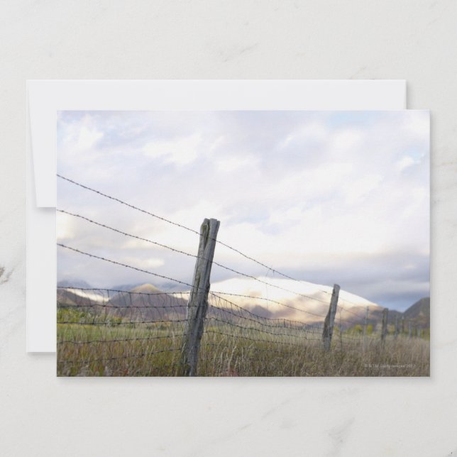 Clôturé dans le paysage (Devant)