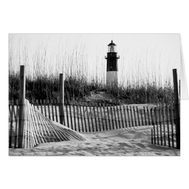 Clôtures de plage et phare (Devant horizontal)