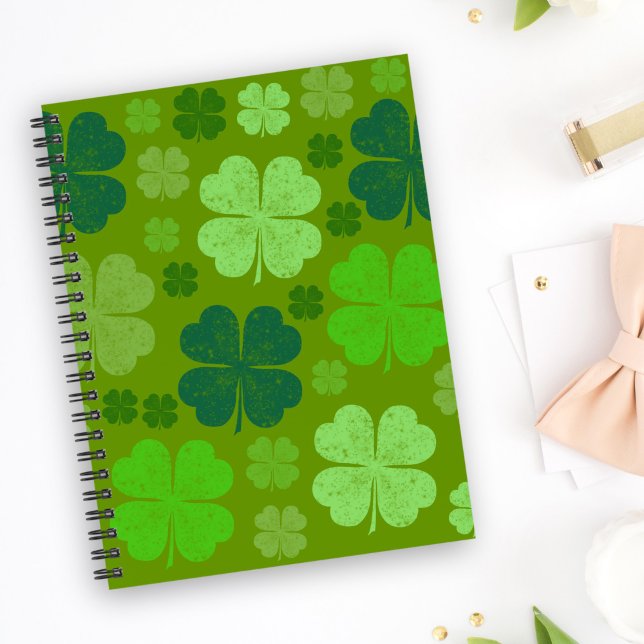 Clovers verts, Lucky Clovers, Saint Patrick's Day (Créateur téléchargé)