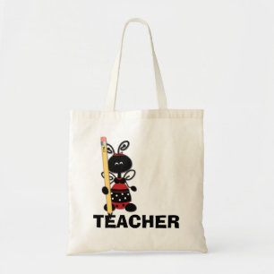 Coccinelle avec le sac fourre-tout du professeur