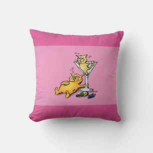 Cocktails & Kittens Coussin de dessin animé rose