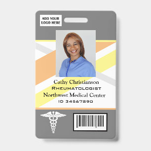 Code de numérisation du badge de nom de médecin ou