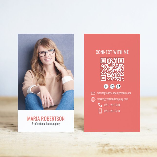 Code QR de carte de visite photo simple moderne po (Simple Business card with photo and QR code.)