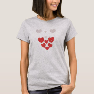 Coeur + Coeur = dessus génial de T-shirt d'amour