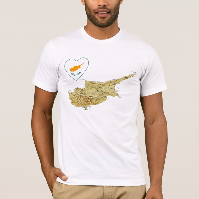 Coeur de drapeau de la Chypre et T-shirt de carte (Devant)