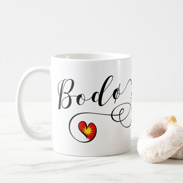 Cœur du drapeau de Bodø, Norvège, mug Bodö (Avec donut)
