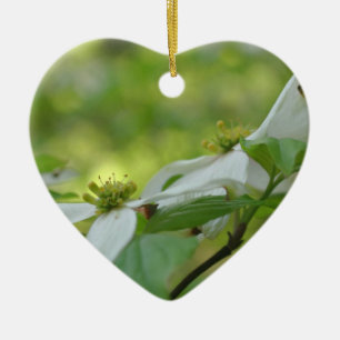 Cœur En Céramique Ornement à fleurs de bois de chien blanc