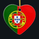 Cœur En Céramique Portugal Drapeau Ornement cardiaque<br><div class="desc">Ornement de coeur avec le drapeau du Portugal.</div>