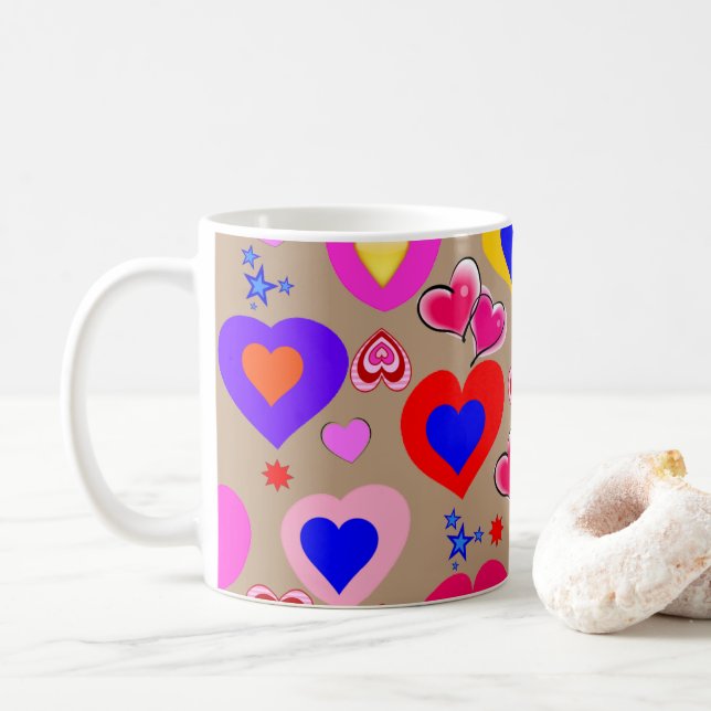 Coeurs beiges colorés Mug (Avec donut)
