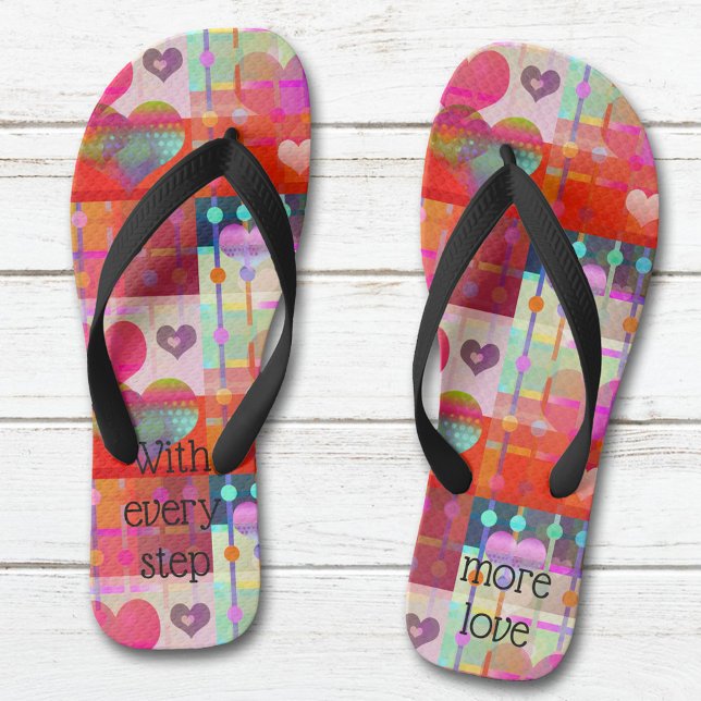 Coeurs d'amour colorés mignonnes tongs (Flip flops showing a colorful hearts pattern - love grows one step at a time - bridal - sweetheart)