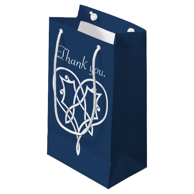 Coeurs de tissage celtique dans le sac cadeau de l (Devant Angle)