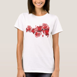 coeurs et dames grunges de T-shirt de roses