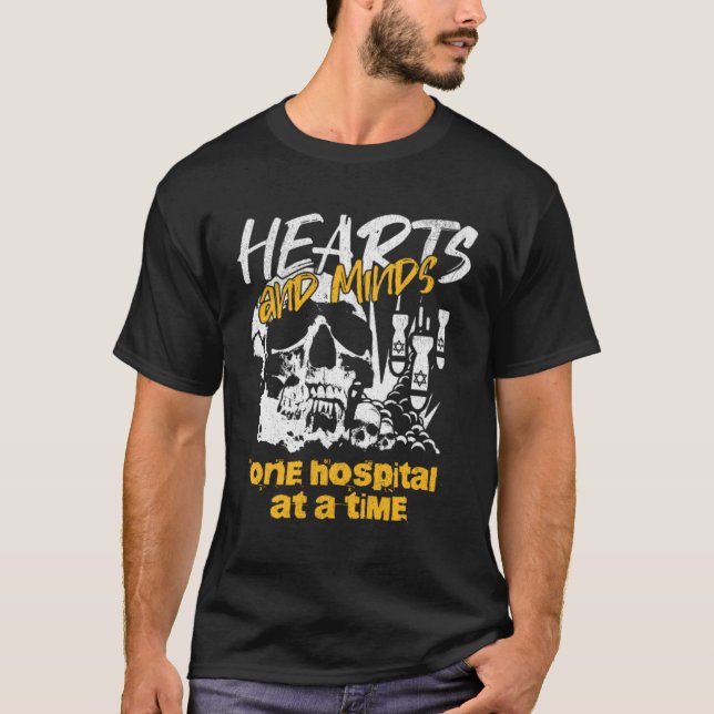 Coeurs et esprit Un hôpital à la fois t-shirt (Devant)