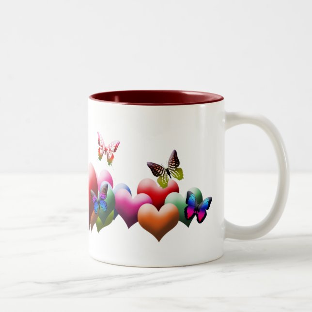 Coeurs et tasse colorés de papillons (Droit)